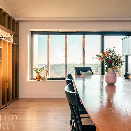 Stunning 5 Bedroom New Build With Amazing Views! Bath Dış mekan fotoğraf
