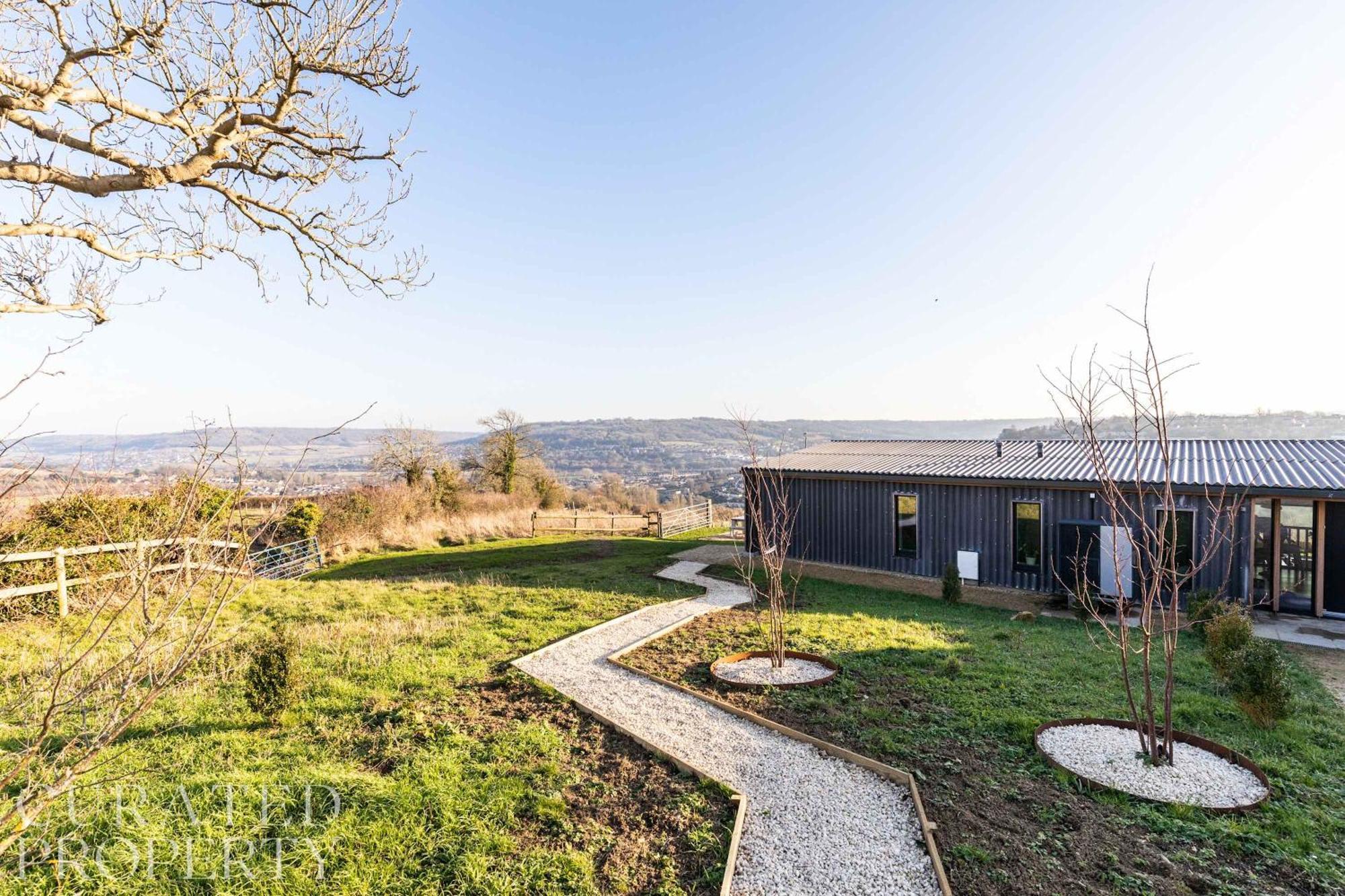 Stunning 5 Bedroom New Build With Amazing Views! Bath Dış mekan fotoğraf