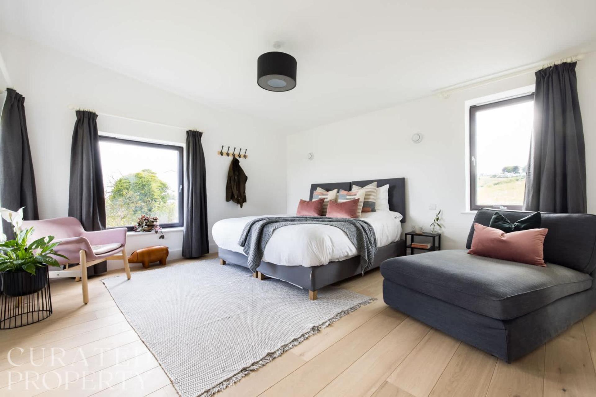 Stunning 5 Bedroom New Build With Amazing Views! Bath Dış mekan fotoğraf